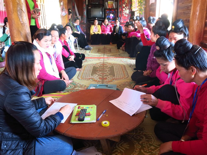 A meeting of women in Phăng 1 Village, Mường Phăng Commune, Điện Biên Province. — VNS Photo Chi Lan 